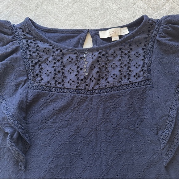 Loft Eyelet‎ Puff Shoulder Blouse Navy Blue Size L Petite - Picture 5 of 9